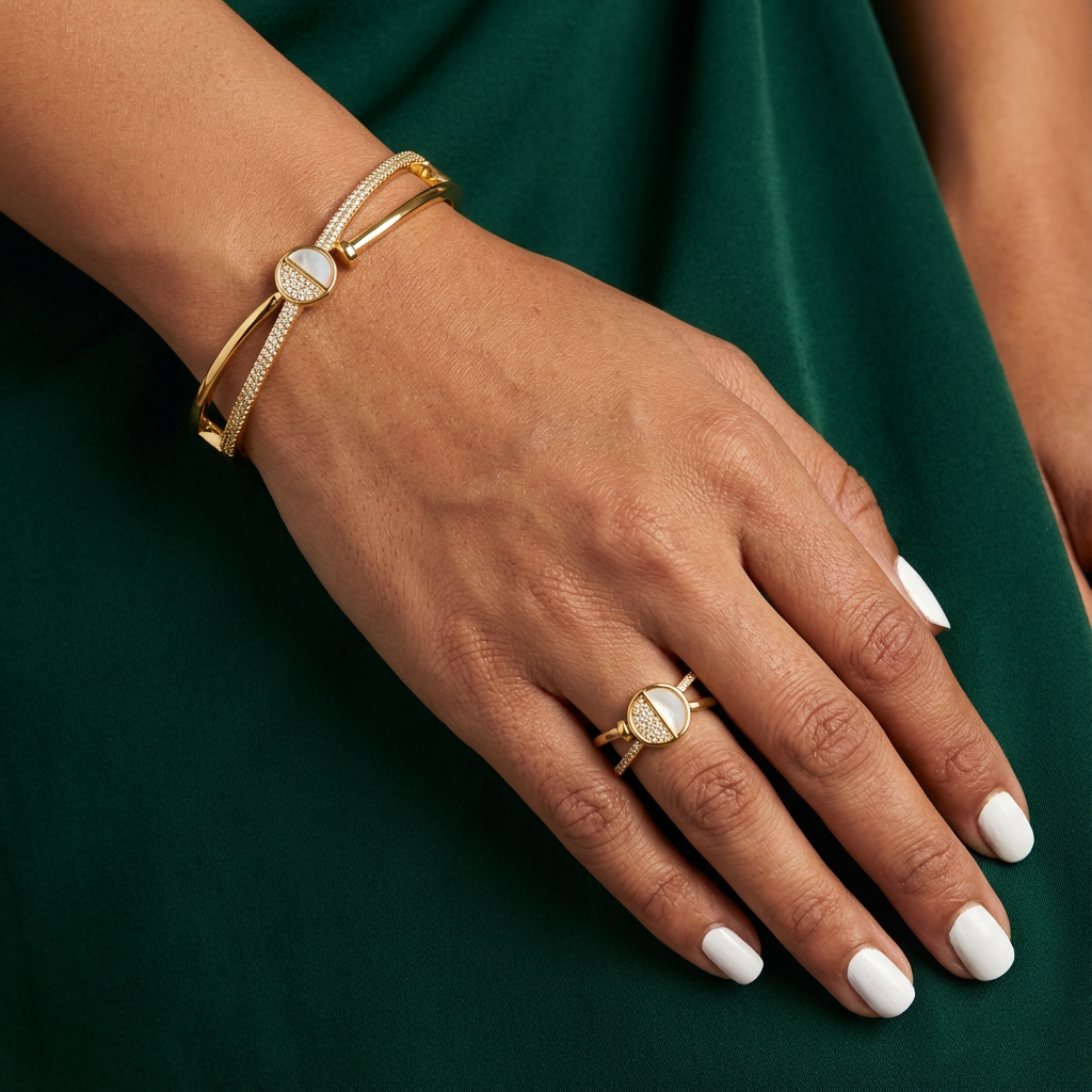 She Ivory Set - VSKY